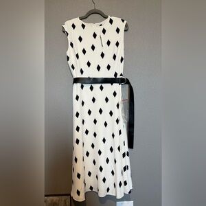Ann Taylor White and Black Geometric Midi Dress